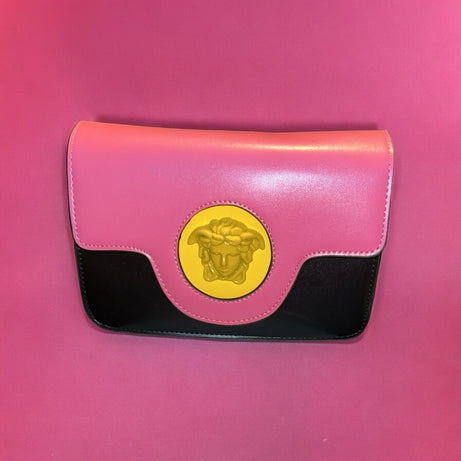 Level Up Crossbag