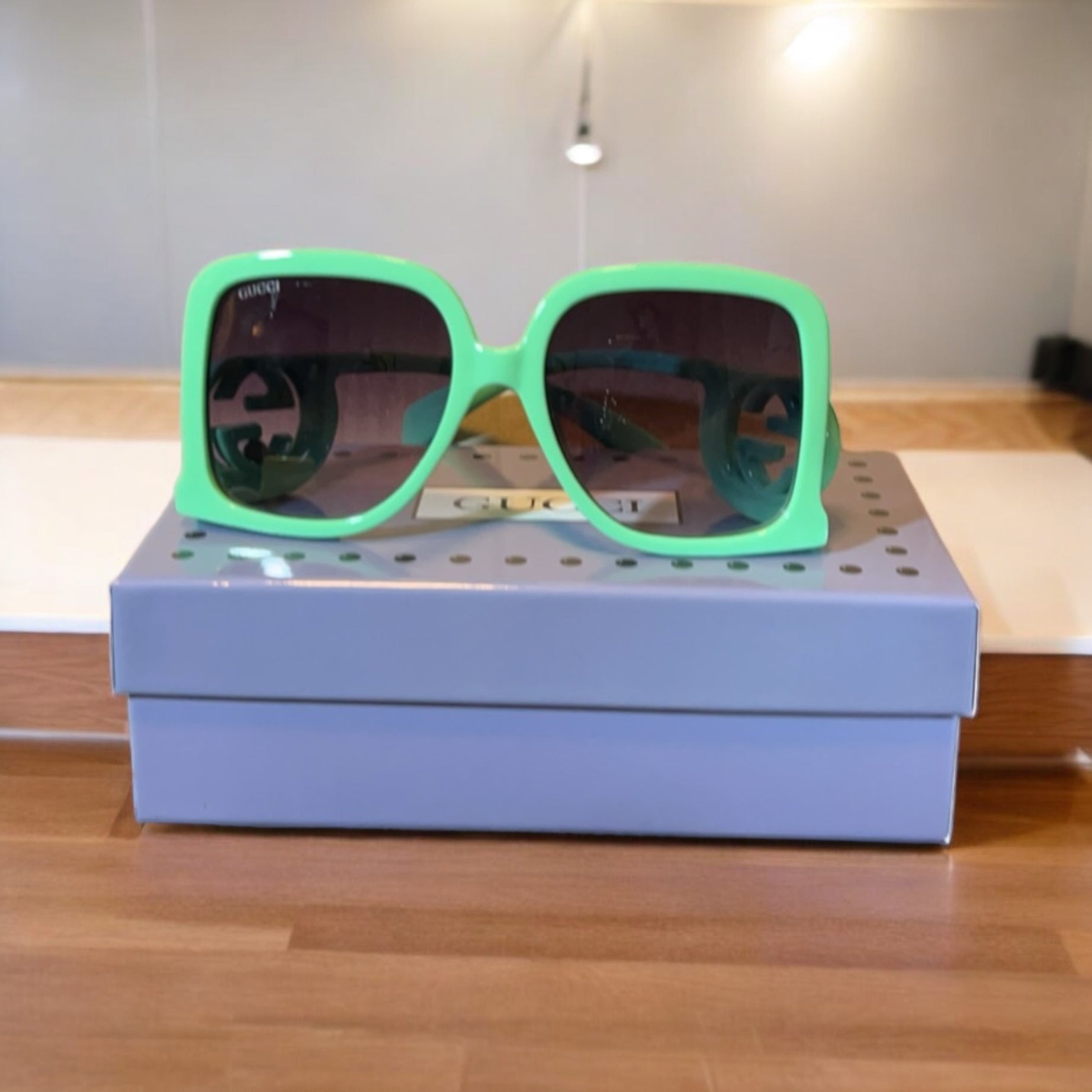X Gucci X Shades